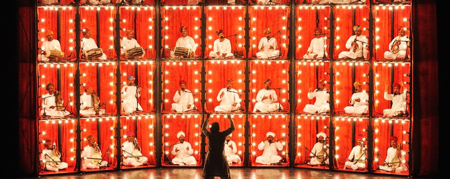 a scene from The Manganiyar Seduction performance of Indian Muslim dance