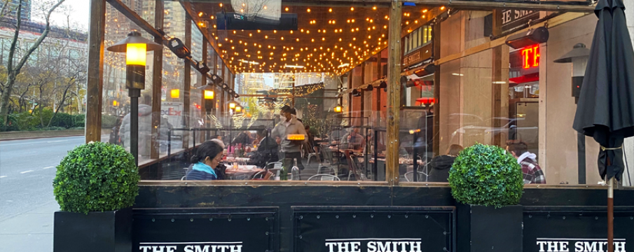 diners at the smith