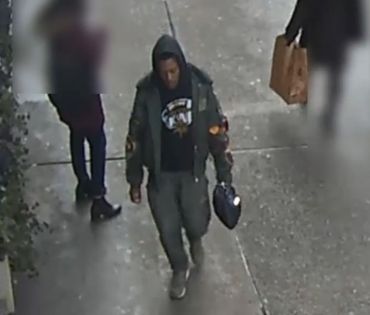 NYPD: Looking for Suspect in 2 Local Robberies